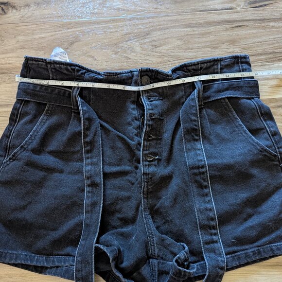 American Eagle Black Denim Jean Shorts, 8 - Picture 5 of 8